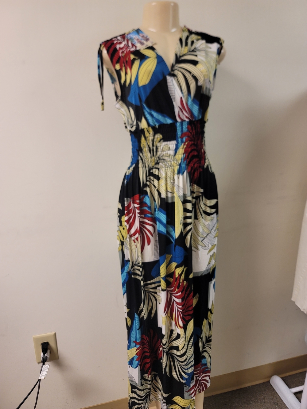 Floral Tropical Print Maxi Dress - Black Multi